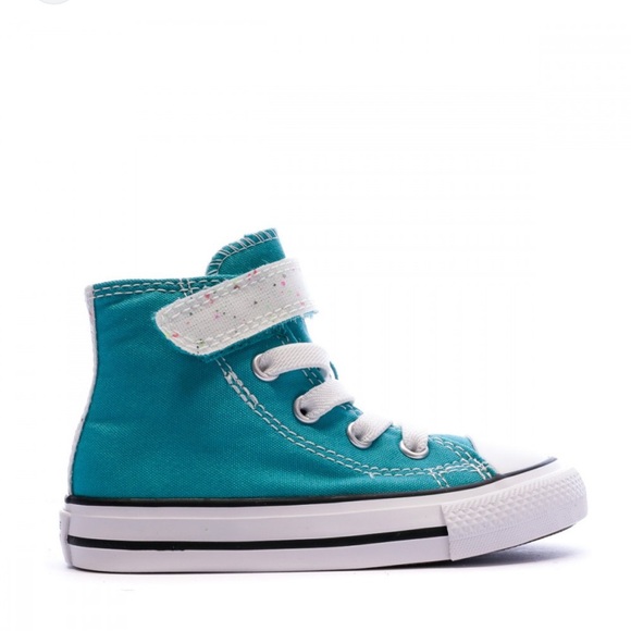 ISO Teal toddler converse size 9 or 10 - Picture 1 of 1